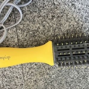 Dry bar hair dry brush